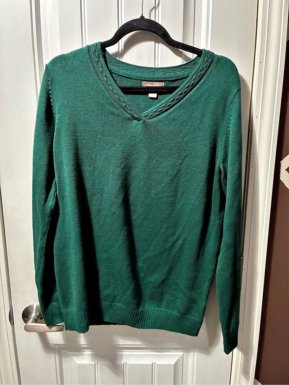 White Stag V-Neck Sweater Green Size Large